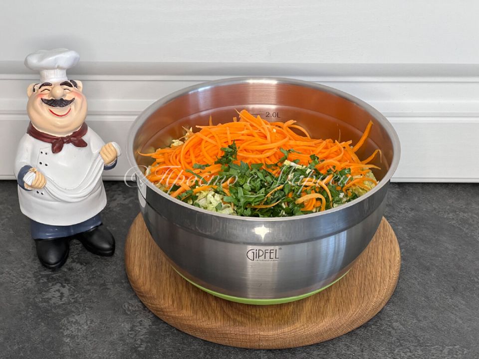 Легкий и свежий салат «Пекинка»: идеальное решение после длинных праздников