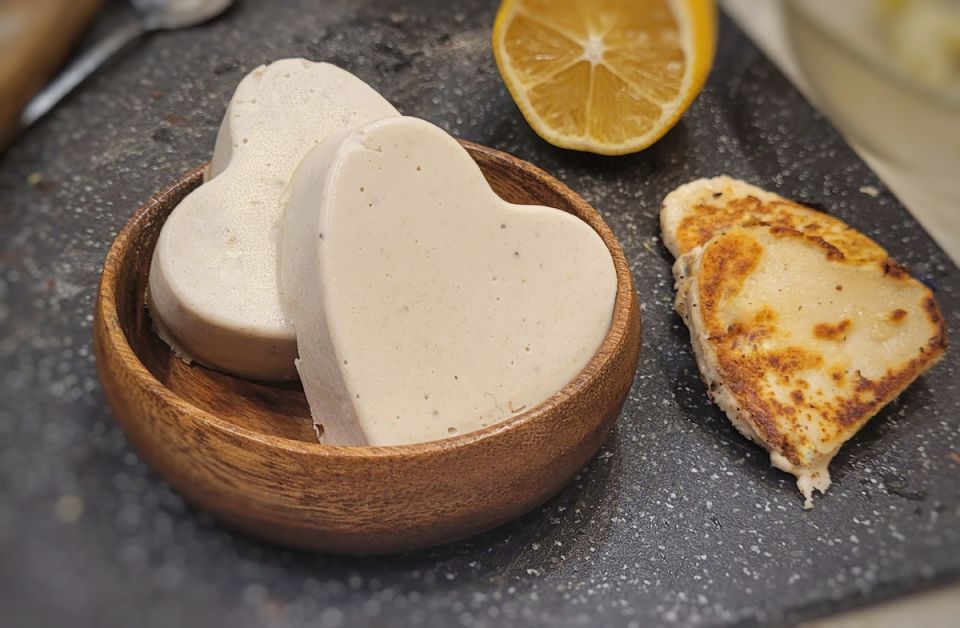 Вкусный веганский сыр из кешью: идеальный акцент для вашей пиццы