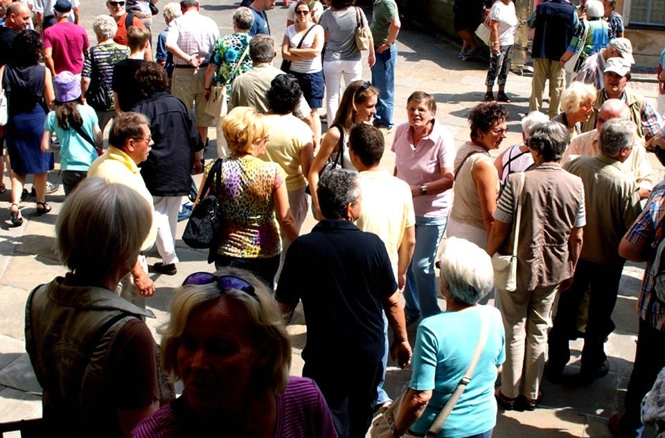 Как наследство по закону может перейти к дальним родственникам