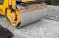 Продолжаются работы по благоустройству тротуаров вдоль улицы Двужильного от Баумана до ТЦ "Привоз" на Южном