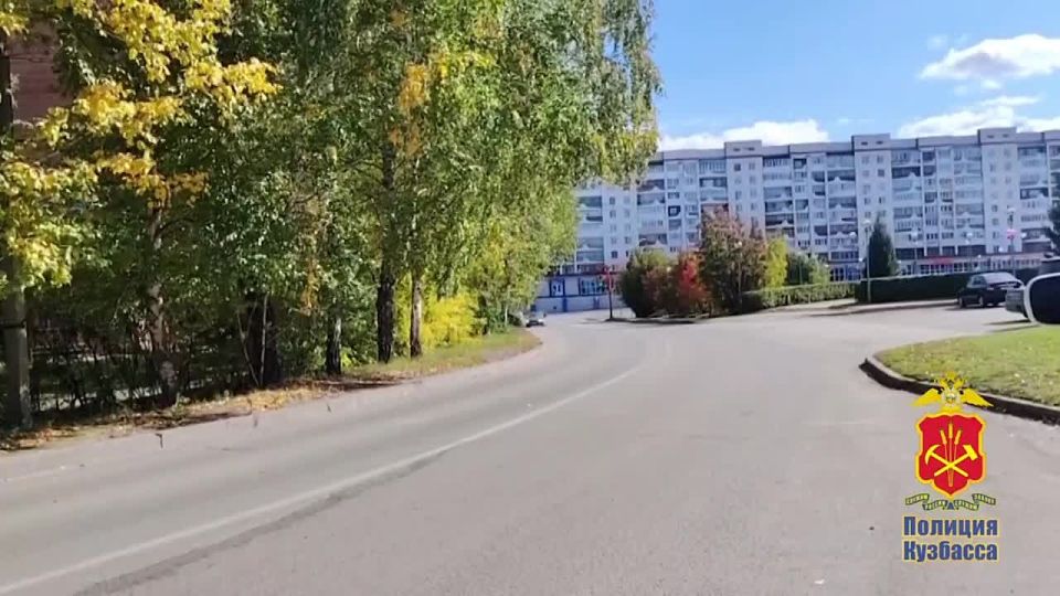      , ,    ,     800000 
