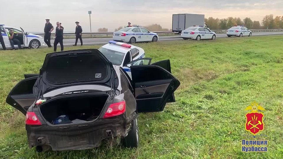 Полиция Кузбасса составила на задержанного лихача 26 протоколов за нарушения правил дорожного движения