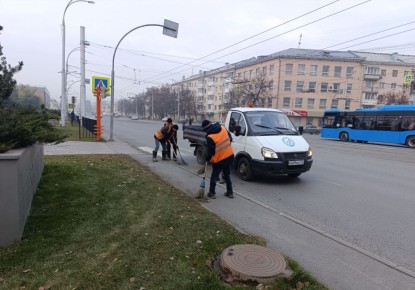 В уборке города сегодня задействованы 189 рабочих и 81 единица спецтехники