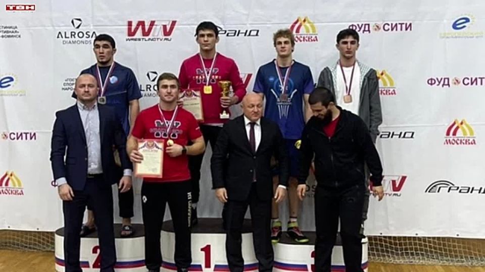 Новокузнецкий борец завоевал медаль первенства России