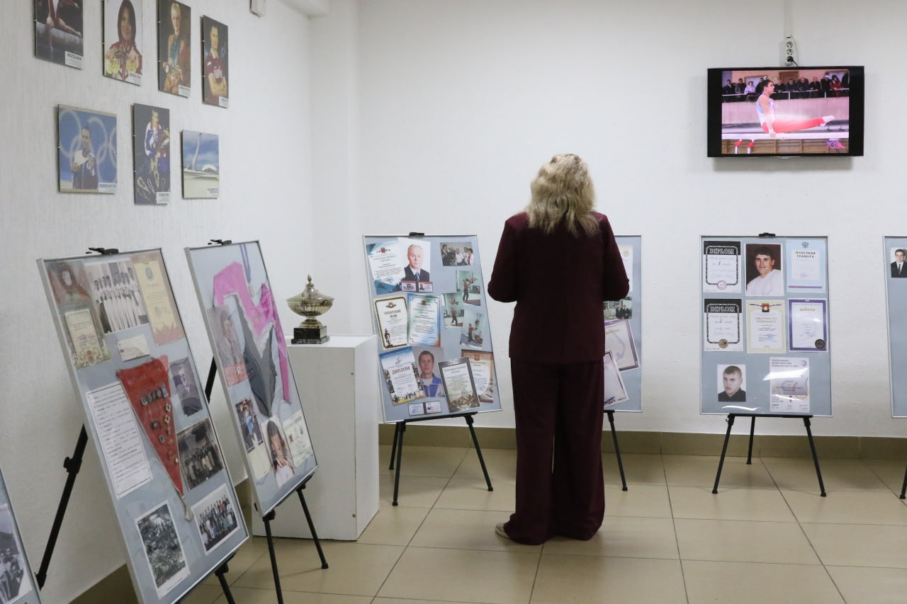 80-летие отметила СШОР по гимнастике города Кемерово 80-летие отметила СШОР по гимнастике города Кемерово