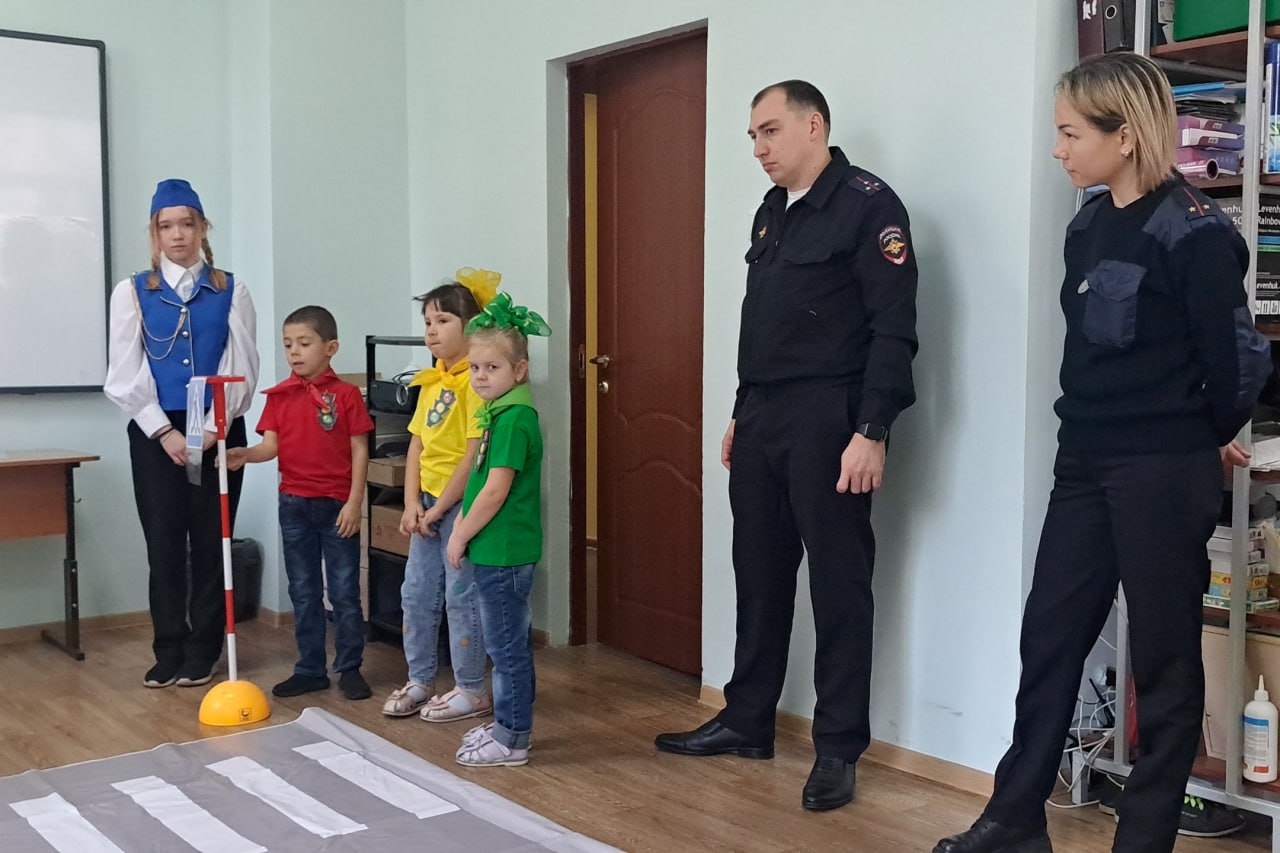 В Междуреченске сотрудники Госавтоинспекции и ПДН приняли участие в традиционном городском конкурсе «Юный инспектор дорожного движения» В Междуреченске сотрудники Госавтоинспекции и ПДН приняли участие в традиционном городском конкурсе «Юный инспектор дорожного движения»