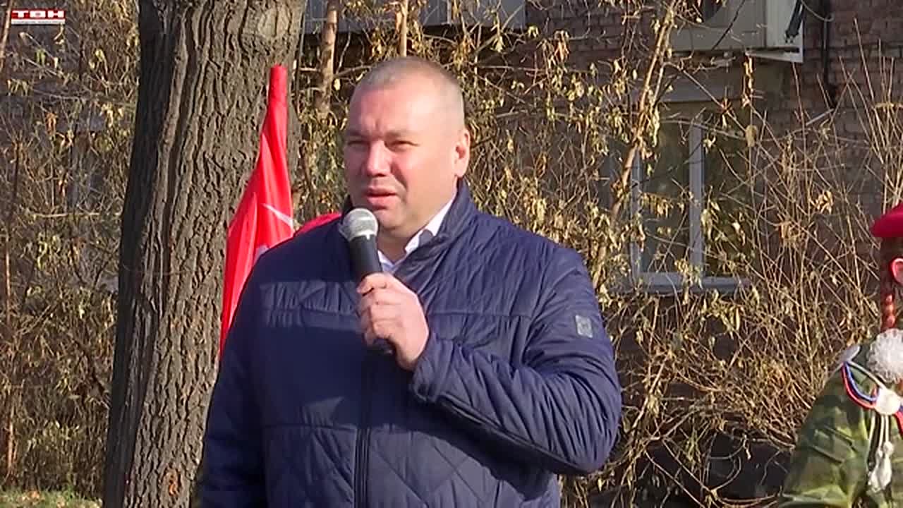 Мемориал братьев Гаденовых в Орджоникидзевском районе