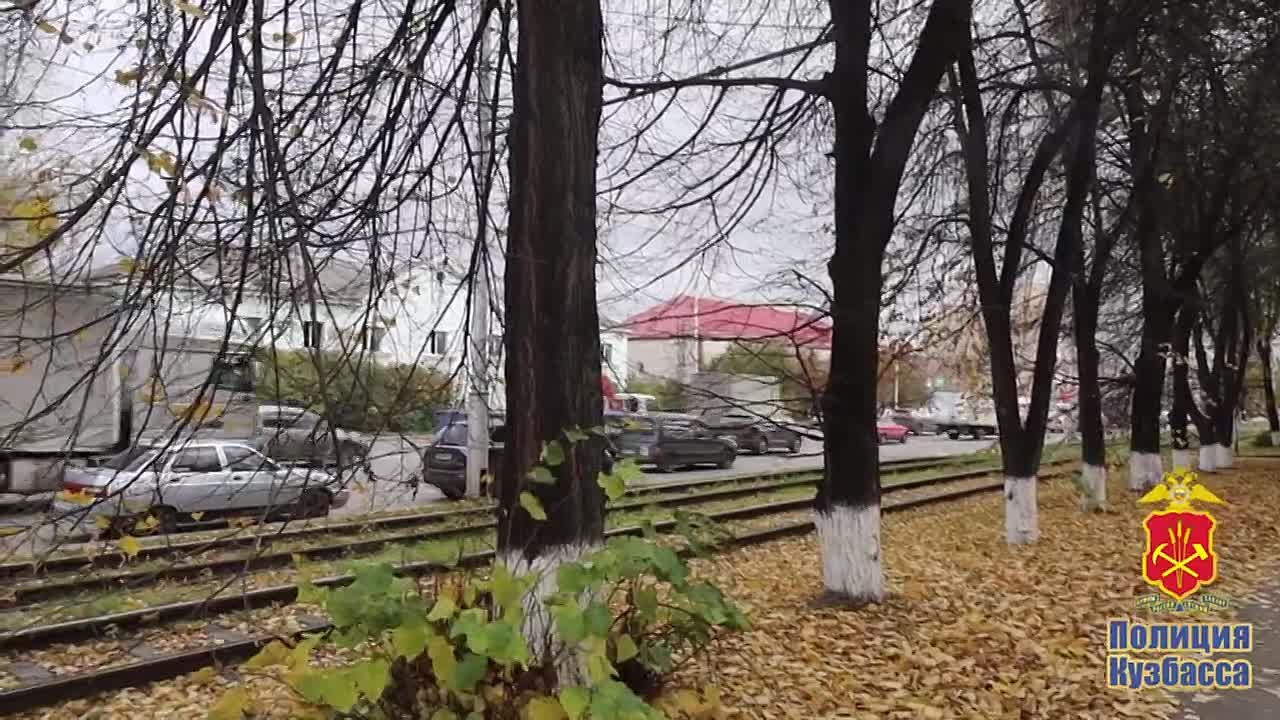 Кемеровские полицейские по горячим следам задержали рецидивиста, который похитил в больнице сумочку медсестры