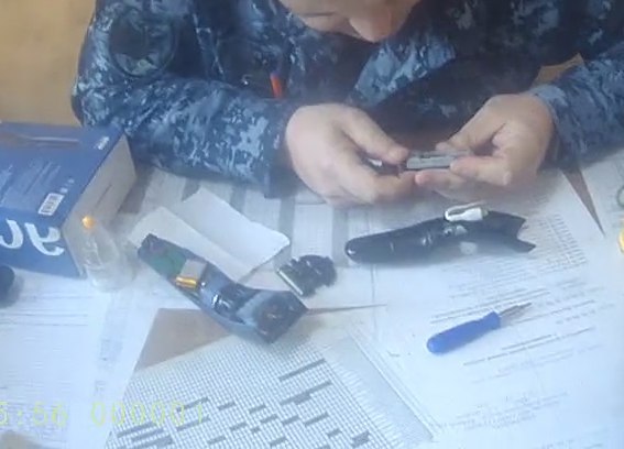 «Дорого подстригся в праздник работников тюрем!»