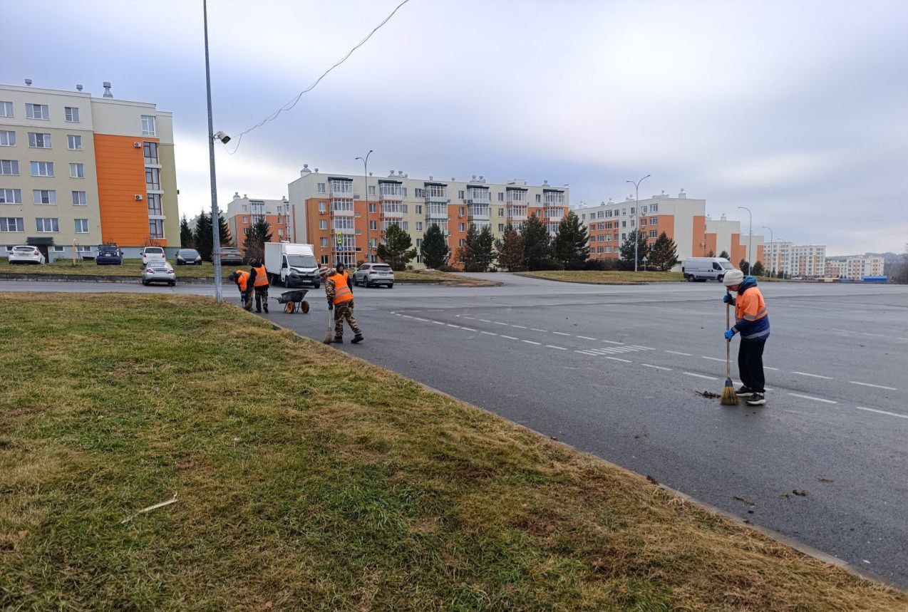 Дорожные службы сегодня работают во всех районах города Дорожные службы сегодня работают во всех районах города