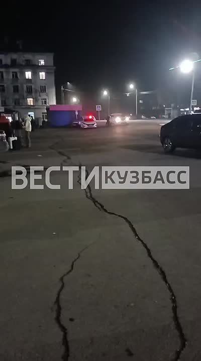 "Говорят, кто-то заминировал поезд!"