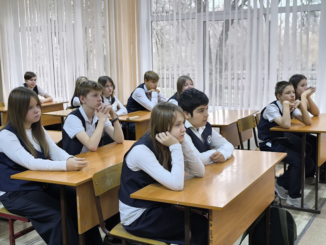 Школьники Кузбасса узнали историю Дня народного единства Школьники Кузбасса узнали историю Дня народного единства