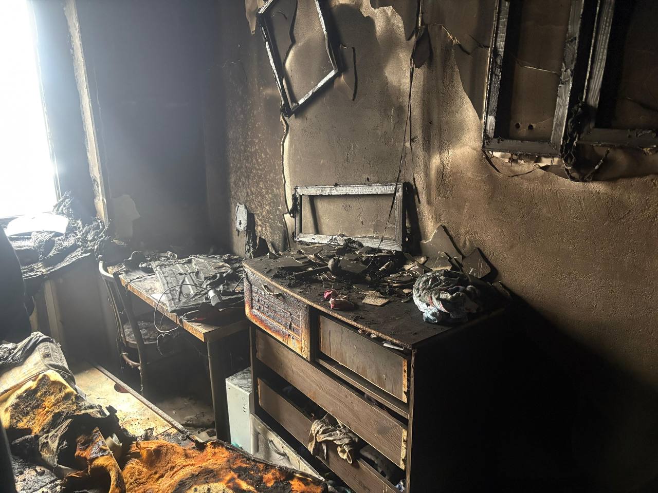 Прокуратура г. Топки организовала проверку по факту пожара, в котором погибли двое малолетних детей