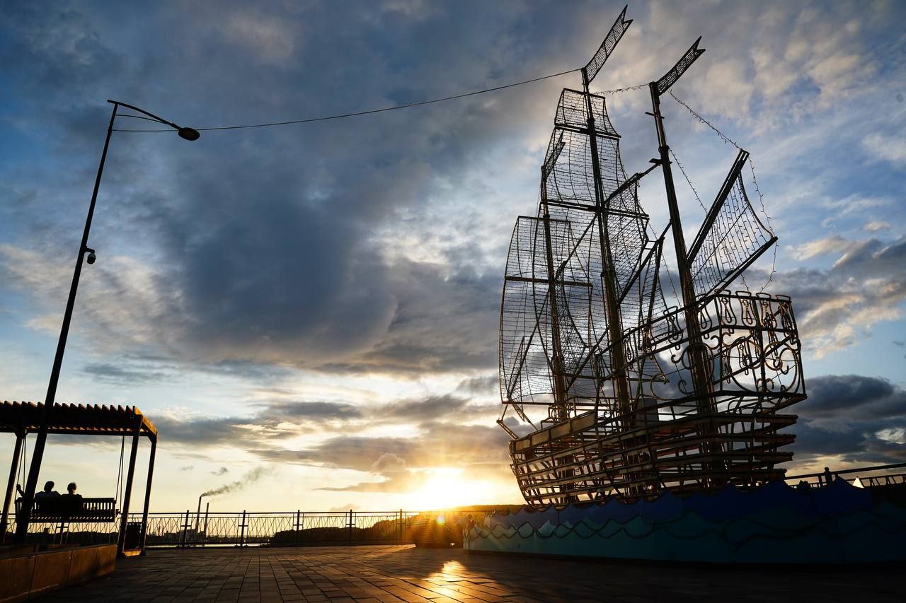 Тысячи шагов и десятки километров по Набережным, паркам, скверам и бульварам Кемерово Тысячи шагов и десятки километров по Набережным, паркам, скверам и бульварам Кемерово