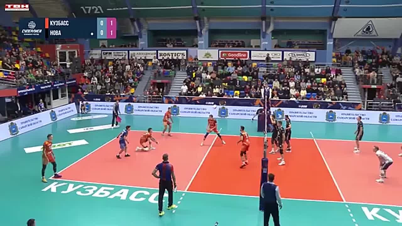 Волейболисты "Кузбасса" завершили домашнюю серию матчей в чемпионате Суперлиги