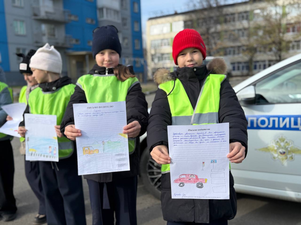 Сотрудники Госавтоинспекции и ЮИДовцы Междуреченска провели профилактическую акцию «Водитель, пропусти пешехода!» Сотрудники Госавтоинспекции и ЮИДовцы Междуреченска провели профилактическую акцию «Водитель, пропусти пешехода!»