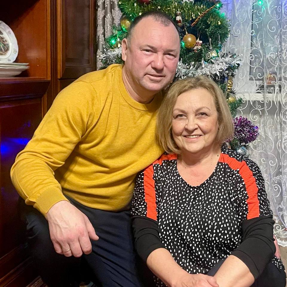 Сегодня в рубрике #ФССП_лица рассказываем о паре, которая второй десяток лет служит вместе, и является примером профессионализма, преданности делу и взаимной поддержки Сегодня в рубрике #ФССП_лица рассказываем о паре, которая второй десяток лет служит вместе, и является примером профессионализма, преданности делу и взаимной поддержки