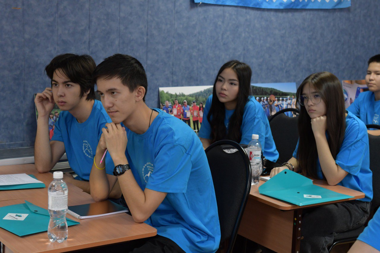 В Новокузнецке успешно прошла VII смена школы лидеров «Золотые стрелы Шории» В Новокузнецке успешно прошла VII смена школы лидеров «Золотые стрелы Шории»