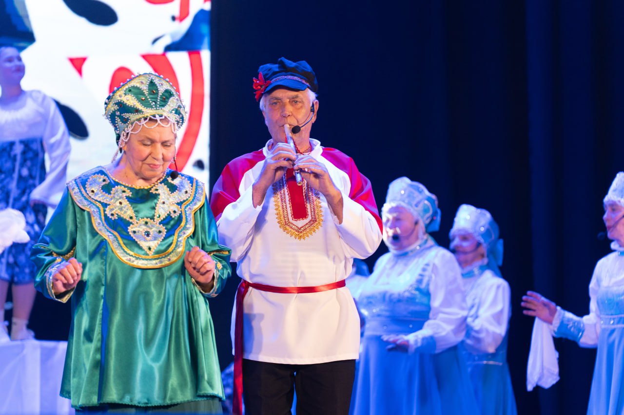 ДК им. 50-летия Октября отметил 85-летний юбилей ДК им. 50-летия Октября отметил 85-летний юбилей