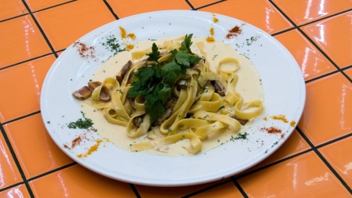 Не вздумайте выбрасывать: врачи раскрыли неожиданную пользу вчерашних макарон