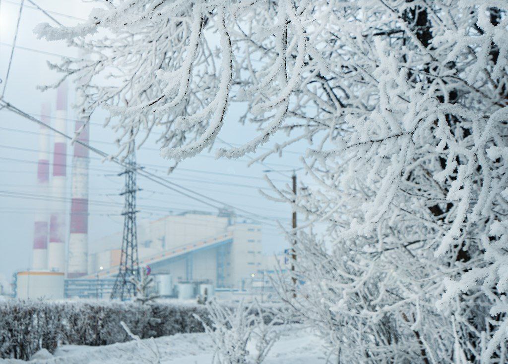 До конца недели Кузбасс ждут температурные качели, но "дёргать" оборудование не стоит, рассказали в СГК