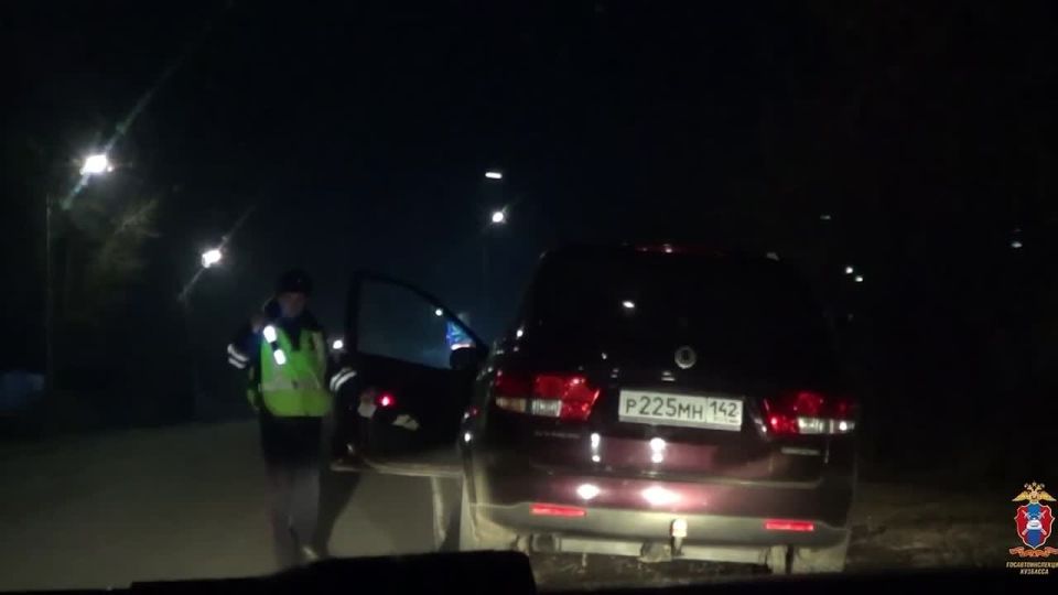 В три раза превысил максимум: в Ленинске-Кузнецком остановили пьяного водителя