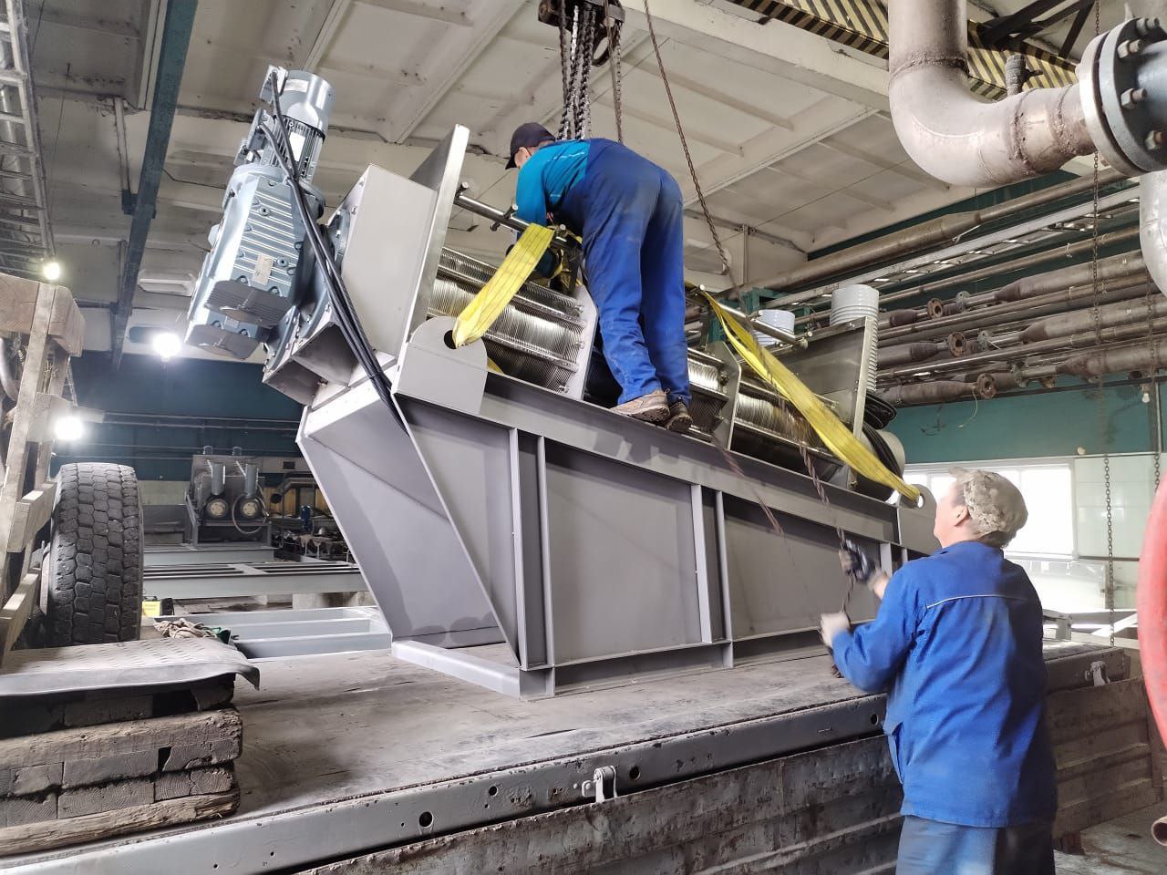 #ГоворимО_ЖКХ. В 2009 году в городе был достроен и введён в эксплуатацию цех механического обезвоживания осадка сточных вод, что позволило более эффективно и быстро справляться с поступающими со всего города объёмами... #ГоворимО_ЖКХ. В 2009 году в городе был достроен и введён в эксплуатацию цех механического обезвоживания осадка сточных вод, что позволило более эффективно и быстро справляться с поступающими со всего города объёмами...