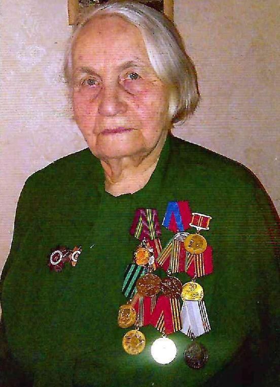 100-летний юбилей сегодня отмечает кемеровчанка Клавдия Александровна Крюкова, участница Великой Отечественной войны