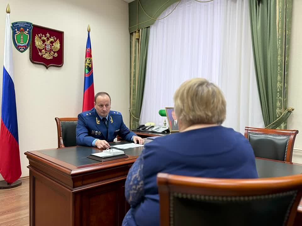 Прокурор Кемеровской области - Кузбасса провел личный прием жителей региона в приемной Президента Российской Федерации