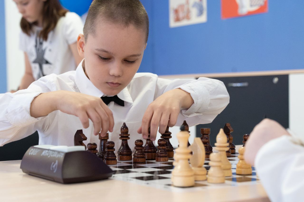 В школе №77 открылся шахматный клуб для детей с ограниченными возможностями здоровья В школе №77 открылся шахматный клуб для детей с ограниченными возможностями здоровья