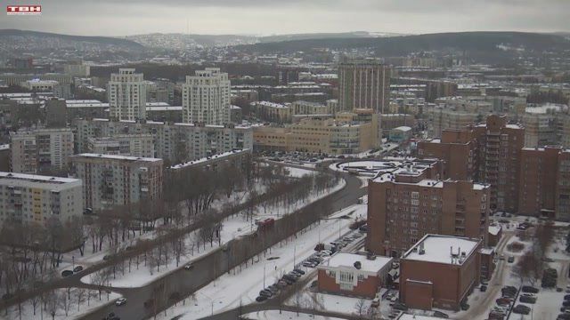 Пожарные отработали навыки спасения из высотного жилого дома