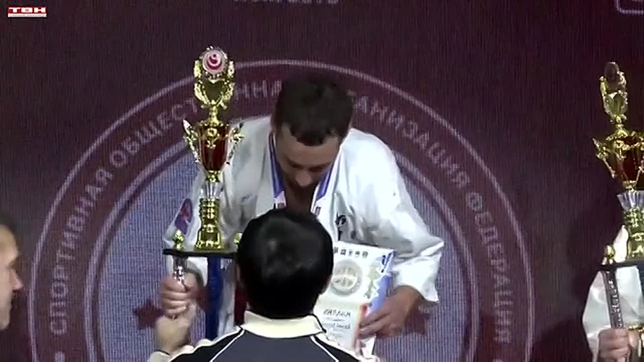 Медали чемпионата и первенства страны по карате