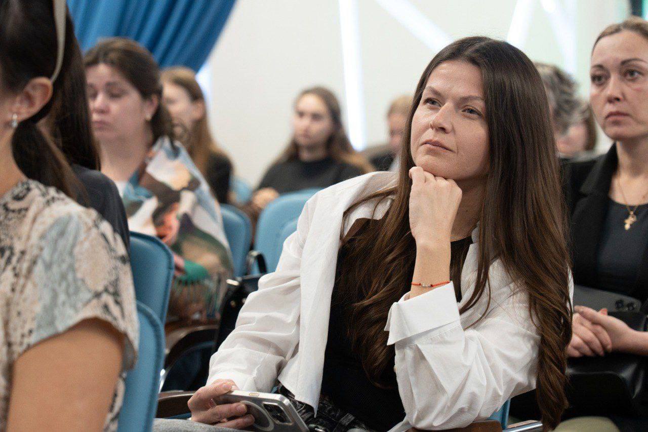 Родители в Кемерове продегустировали 20 блюд из школьного меню Родители в Кемерове продегустировали 20 блюд из школьного меню