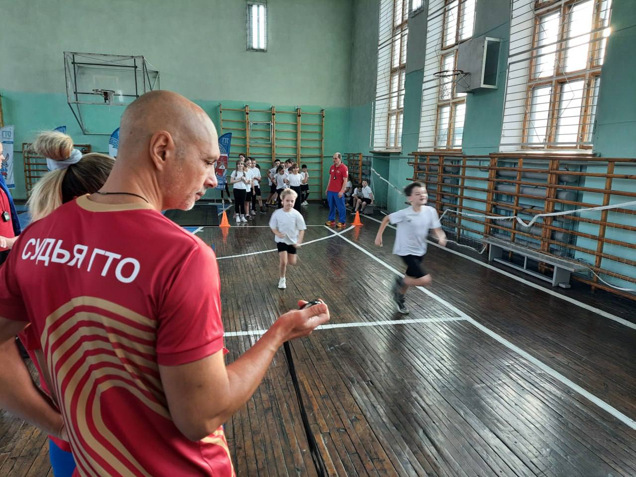 Кемеровские мамы сдали нормы ГТО вместе с детьми на семейном фестивале Кемеровские мамы сдали нормы ГТО вместе с детьми на семейном фестивале