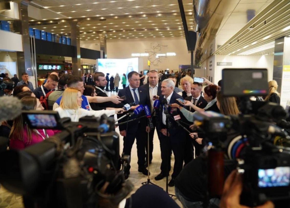 От всей души поздравляем всех причастных со Всемирным днем телевидения! От всей души поздравляем всех причастных со Всемирным днем телевидения!