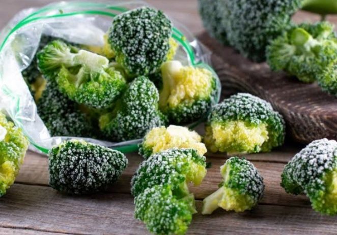 Как сохранить брокколи на зиму: ошибки при заморозке, которые могут испортить овощ