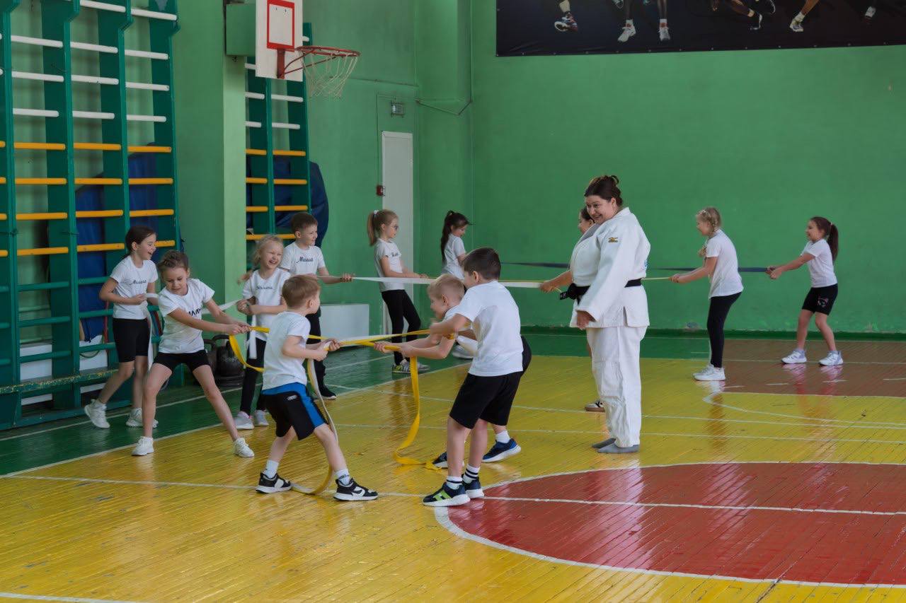 В Дворце творчества им. Н.К. Крупской прошёл муниципальный этап Всероссийского конкурса «Сердце отдаю детям» для работников сферы дополнительного образования В Дворце творчества им. Н.К. Крупской прошёл муниципальный этап Всероссийского конкурса «Сердце отдаю детям» для работников сферы дополнительного образования
