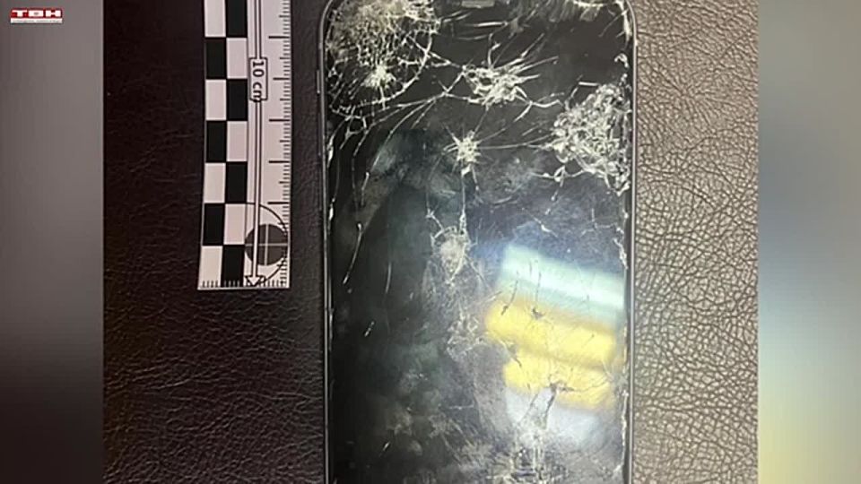 Кража телефона из авто. В областном центре сотрудники полиции по горячим следам задержали мужчину, который похитил телефон из припаркованного во дворе автомобиля