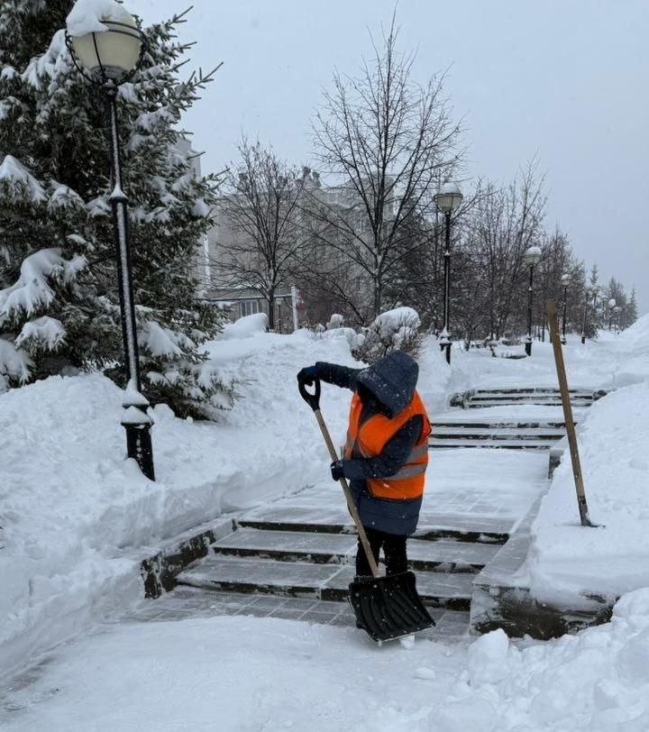 Перепады температур и снежная погода сохранятся в Кемерове всю неделю: дорожные службы готовы продолжать работу в усиленном режиме Перепады температур и снежная погода сохранятся в Кемерове всю неделю: дорожные службы готовы продолжать работу в усиленном режиме