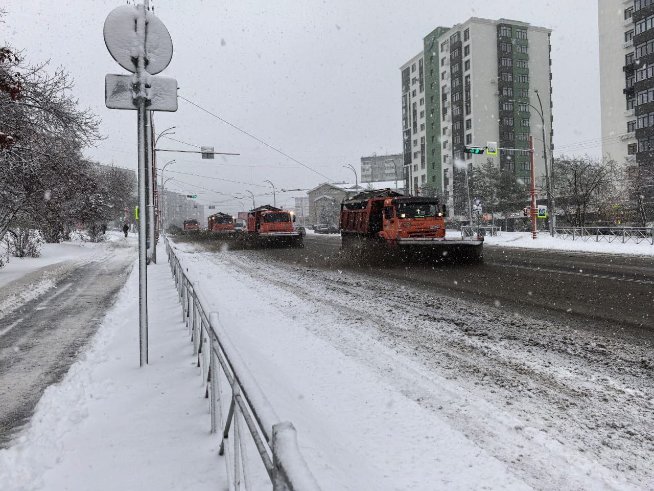 Перепады температур и снежная погода сохранятся в Кемерове всю неделю: дорожные службы готовы продолжать работу в усиленном режиме Перепады температур и снежная погода сохранятся в Кемерове всю неделю: дорожные службы готовы продолжать работу в усиленном режиме