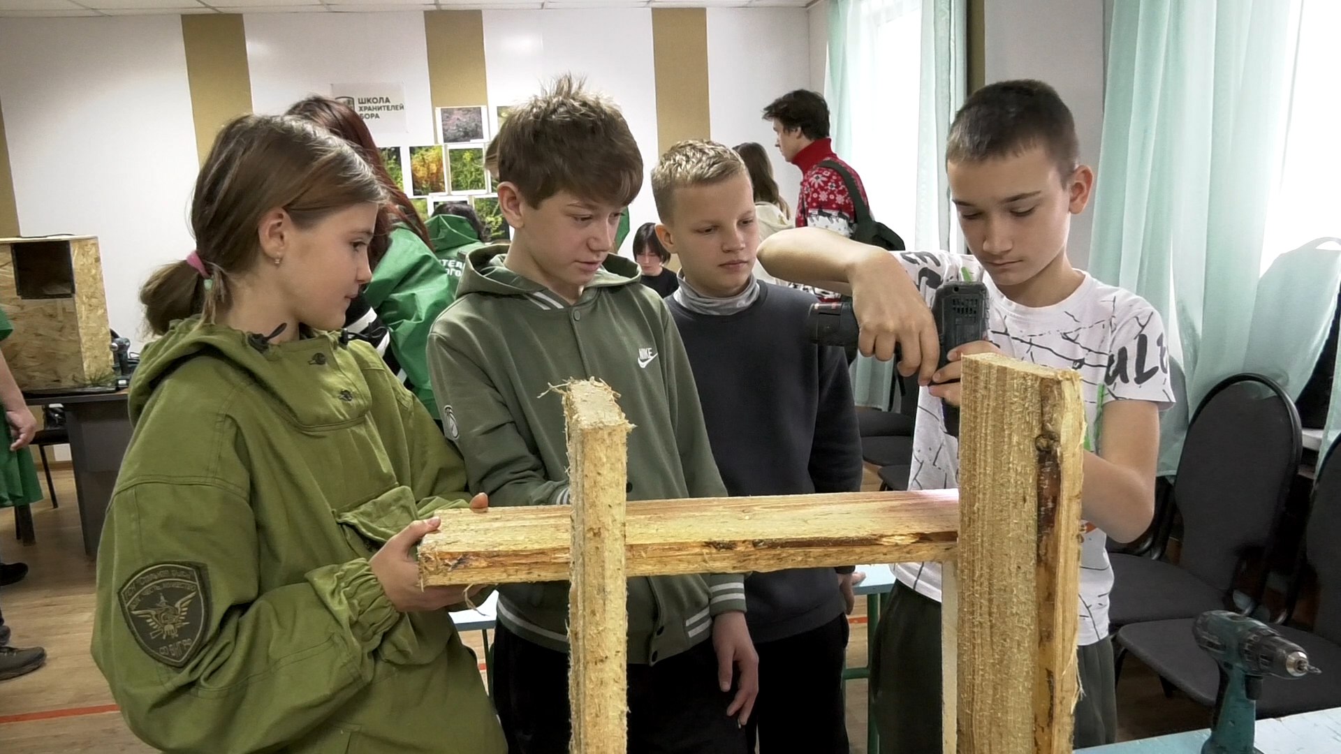 Юные кемеровские орнитологи изучают и охраняют птиц Рудничного бора Юные кемеровские орнитологи изучают и охраняют птиц Рудничного бора