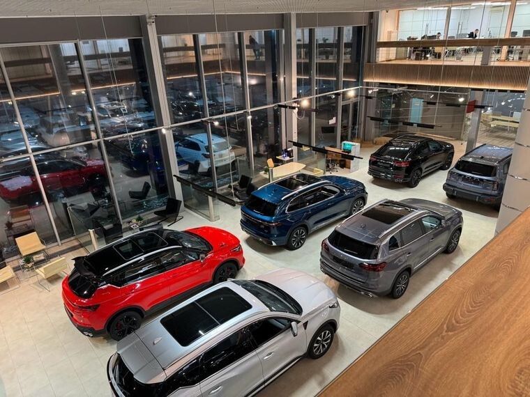 Как защитить свои права при обмане в автосалонах: пошаговое руководство