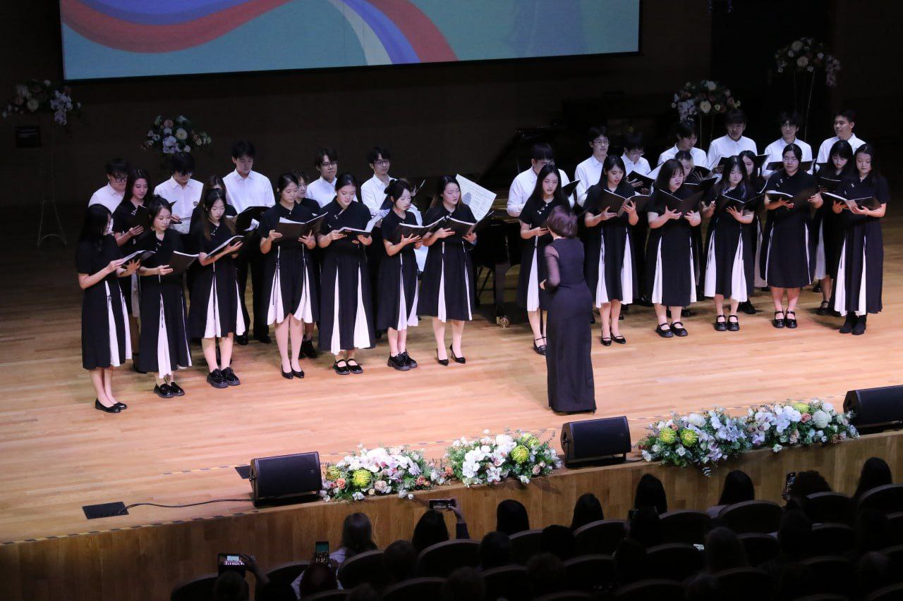 В Кемерове состоялось городское мероприятие для матерей и жен участников специальной военной операции В Кемерове состоялось городское мероприятие для матерей и жен участников специальной военной операции