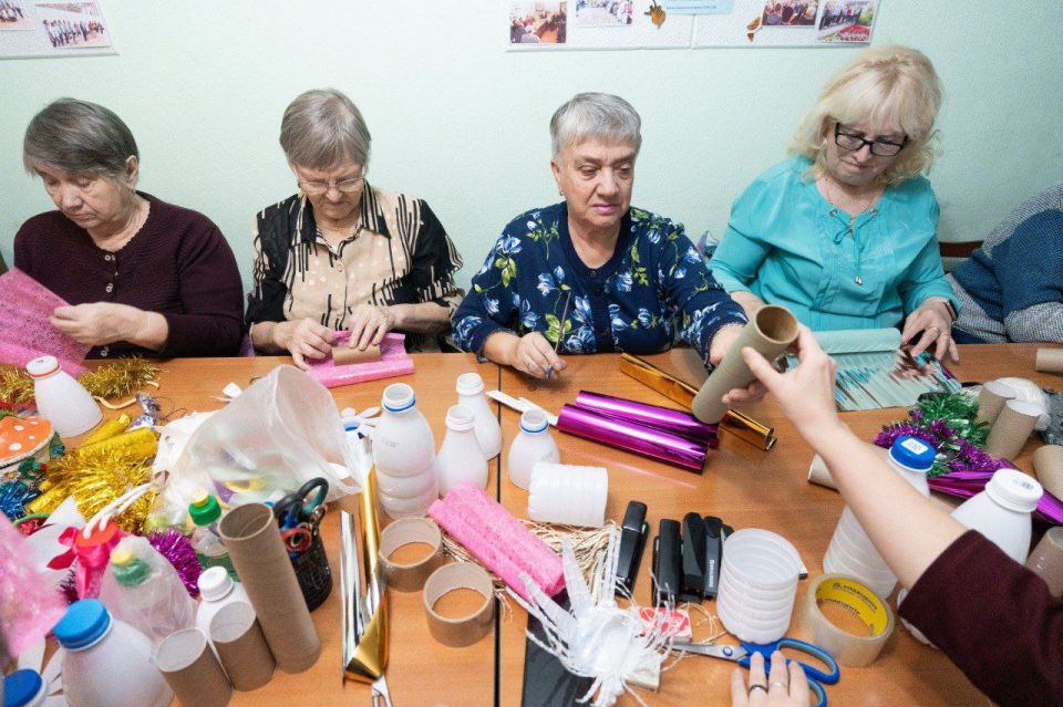 «Мастерская Деда Мороза» открылась в ЦРН «Молодежный» «Мастерская Деда Мороза» открылась в ЦРН «Молодежный»