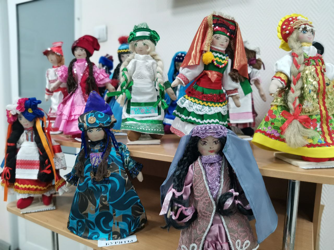 Этническая ёлочная игрушка кемеровского Культурного центра – один из претендентов на победу в городском новогоднем конкурсе Этническая ёлочная игрушка кемеровского Культурного центра – один из претендентов на победу в городском новогоднем конкурсе