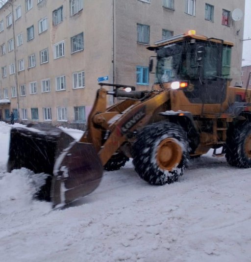 Сегодня в уборке дворов от снега задействовано 1195 дворников Сегодня в уборке дворов от снега задействовано 1195 дворников