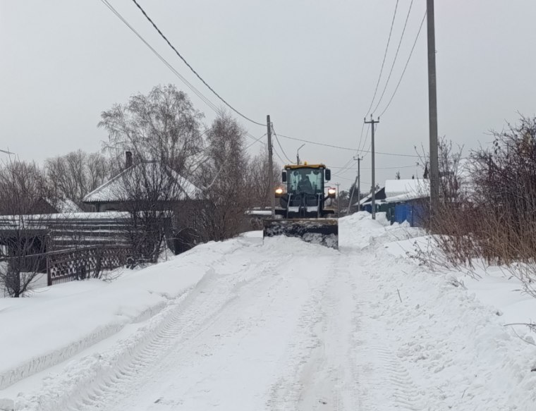 В Кемерове за сутки, 2 декабря, расчищено 64 улицы частного сектора