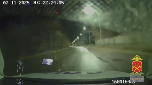 В Кемеровской области пятилетний мальчик после ссоры с мамой ушёл из дома, прихватив самое нужное — хлеб, воду и игрушки