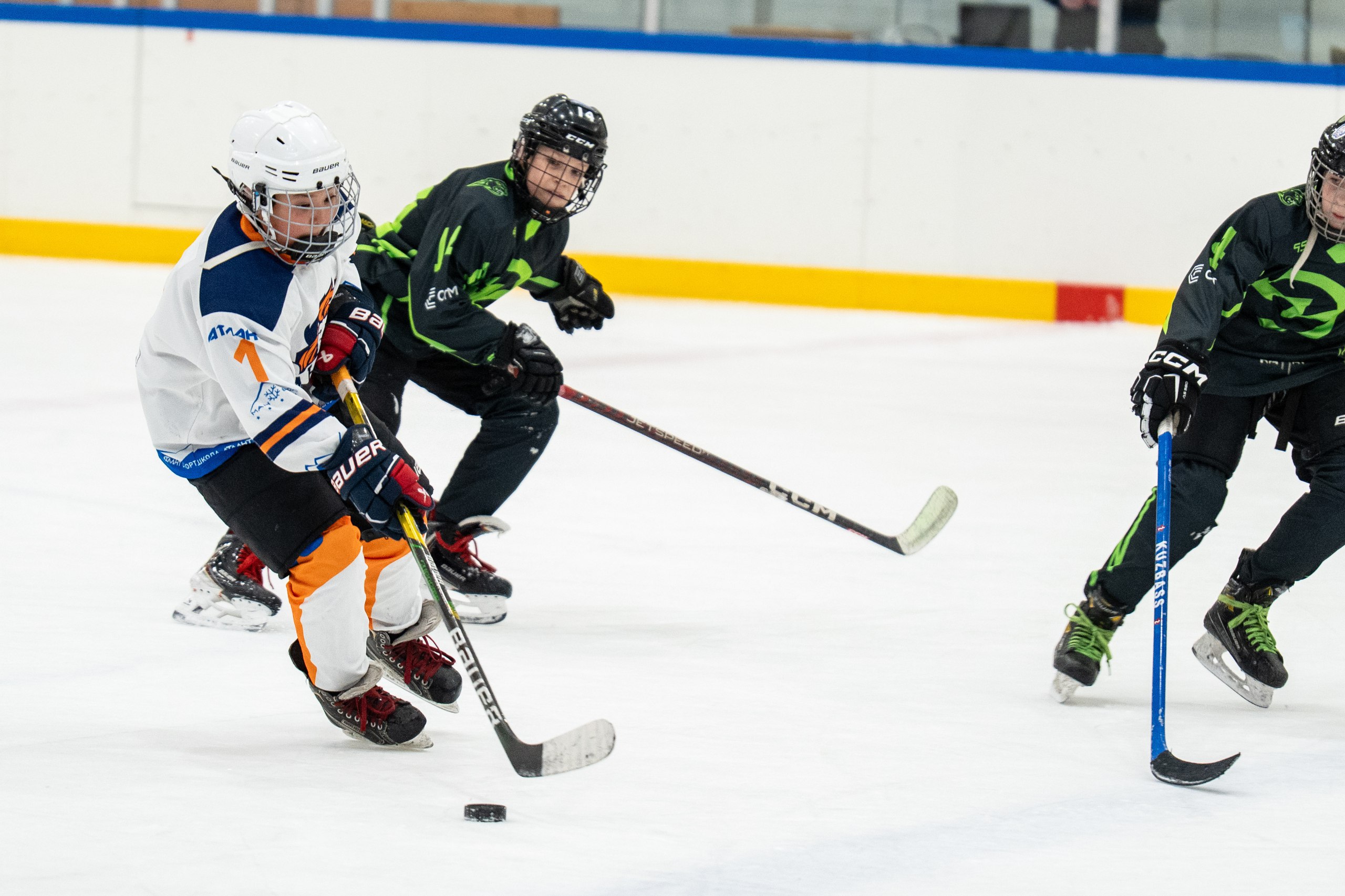 В спорткомплексе «Сосновый» прошёл турнир по хоккею среди команд 2015 г.р В спорткомплексе «Сосновый» прошёл турнир по хоккею среди команд 2015 г.р