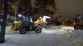 Кемеровские службы благоустройства продолжают устранять последствия снегопада